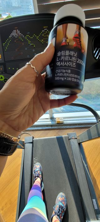 슬림플래닛 L카르니틴 2000mg 엑서사이즈 — 5점을 준 리뷰어가 2021년 11월 올린 사용 사진
