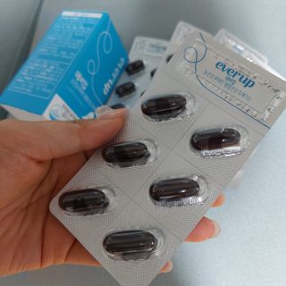 [몸엔용] 에버업 멀티비타민&미네랄, 눈건강 루테인 혈행건강 오메가3, 면역 프로바이오틱스 3종 택1 — 5점을 준 리뷰어가 2022년 4월 올린 사용 사진