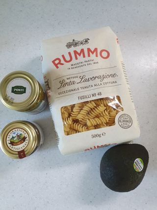 이탈리안 프리미엄 파스타 룸모 Rummo 파스타 2종 + 바질 페스토 + 블랙 트러플 페이스트 — 5점을 준 리뷰어가 2021년 7월 올린 사용 사진