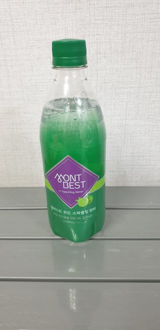 몽베스트 Montbest with Sparkling water Lime20병 — 5점을 준 리뷰어가 2021년 10월 올린 사용 사진