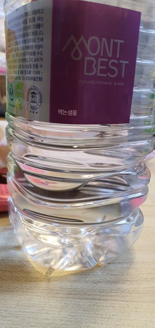 몽베스트 MONTBEST 1L 12입 — 5점을 준 리뷰어가 2022년 4월 올린 사용 사진