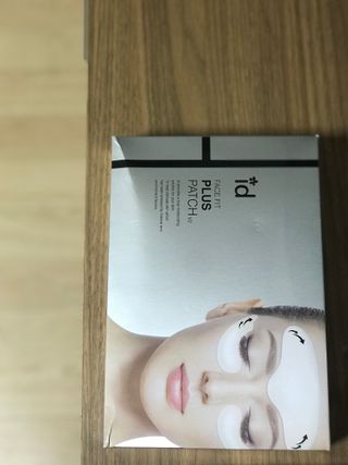 아이디플라코스메틱 아이디 페이스핏 플러스 패치 v2 — 4.5점을 준 리뷰어가 2021년 4월 올린 사용 사진