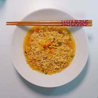 NISSIN 닛신 컵누들  4종 - 씨푸드오리지날, 씨푸드 스파이시, 씨푸드 커리, 씨푸드 XO소스 — 4점을 준 리뷰어가 2022년 11월 올린 사용 사진