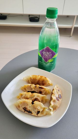 몽베스트 Montbest with Sparkling water Lime20병 — 5점을 준 리뷰어가 2022년 5월 올린 사용 사진