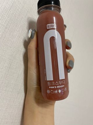 BLENDY'S 핑크 스무디+블론디 스무디 — 5점을 준 리뷰어가 2021년 9월 올린 사용 사진