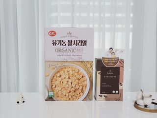 씨알푸드 유기농 쌀 시리얼 390g + 갓 구운 유기농 발아통곡물 150g — 5점을 준 리뷰어가 2021년 12월 올린 사용 사진