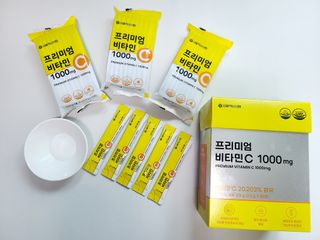 서울약사신협 프리미엄 비타민C 1,000mg_2.5g x 50포 — 5점을 준 리뷰어가 2021년 10월 올린 사용 사진