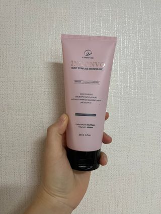 오투에니원 인컨보 바디 퍼퓸 샤워 젤 200ml — 5점을 준 리뷰어가 2023년 2월 올린 사용 사진