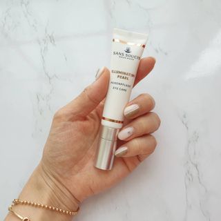 산수시 일루미네이팅 펄 영양 다크서클 스틱 아이 크림 케어 15ml — 5점을 준 리뷰어가 2021년 6월 올린 사용 사진
