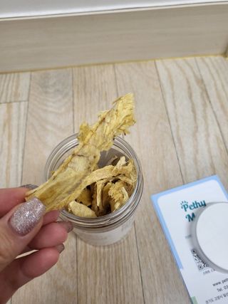[펫시밀] 원물그대로 강원도 인제군 용대리 무염황태채 60g 강아지 고양이 프리미엄 수제간식 — 5점을 준 리뷰어가 2023년 11월 올린 사용 사진