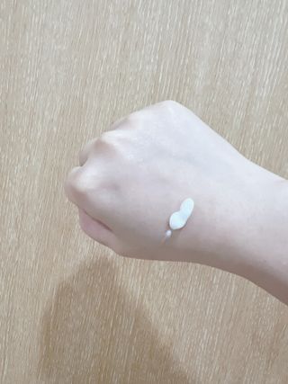 나우_ [리브엠]피부 속부터 겹겹이, 촘촘하게! 워터핏8중 수분착붙 크림 — 5점을 준 리뷰어가 2025년 2월 올린 사용 사진