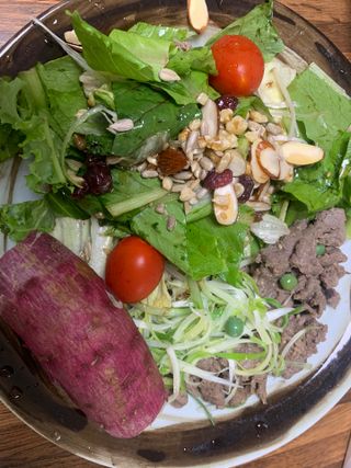참살이도시락 작심삼일 샐러드도시락 3개 맛보기 새벽배송 또는 택배배송 — 4점을 준 리뷰어가 2021년 8월 올린 사용 사진