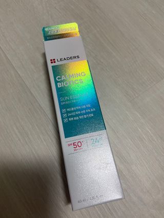 리더스코스메틱 리더스 카밍 바이오틱스 선 에센스 SPF 50+ PA++++ — 5점을 준 리뷰어가 2022년 5월 올린 사용 사진