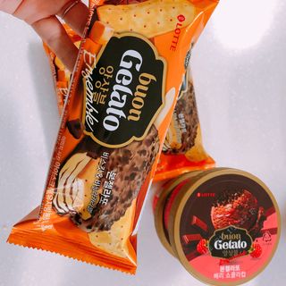 롯데제과 본젤라또 비스킷&바닐라카라멜바, 본젤라또 베리쇼콜라컵 — 5점을 준 리뷰어가 2021년 12월 올린 사용 사진