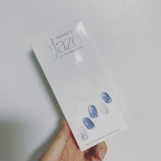 데싱디바 글레이즈 젤네일 포일 이펙트 네일_4종 중 택 1 — 5점을 준 리뷰어가 2021년 9월 올린 사용 사진
