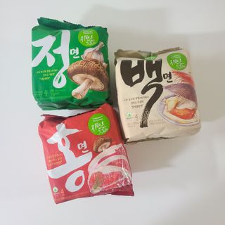[풀무원] 자연은맛있다 정면, 백면, 홍면  세트 — 5점을 준 리뷰어가 2021년 4월 올린 사용 사진