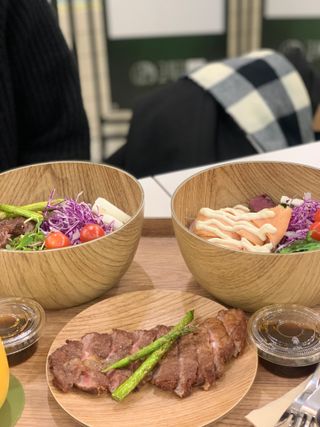 코끼리 더 샐러드 카페 뚝섬점 [코끼리 더 샐러드 카페] 공팔리터 set 뚝섬유원지점 — 5점을 준 리뷰어가 2022년 2월 올린 사용 사진
