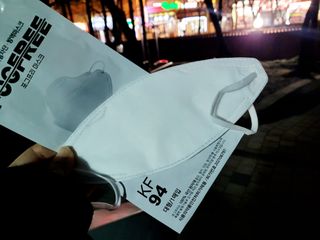 포그프리 김서림방지 마스크 KF94 10매 — 5점을 준 리뷰어가 2022년 1월 올린 사용 사진
