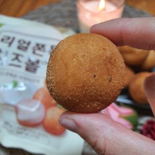 가치식탁 리얼쫀득치즈볼 — 5점을 준 리뷰어가 2021년 3월 올린 사용 사진