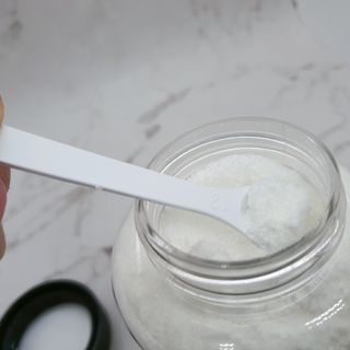 버블데이 아로마/과일 거품 입욕제 — 5점을 준 리뷰어가 2021년 7월 올린 사용 사진