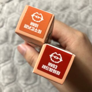 [블랙루즈]하프앤하프틴트 10종 中 택1+랜덤1 — 5점을 준 리뷰어가 2021년 2월 올린 사용 사진