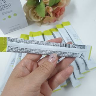 미쁨생활건강 톡쏙 깔라만시 앤 콜라겐 14포 — 5점을 준 리뷰어가 2021년 5월 올린 사용 사진