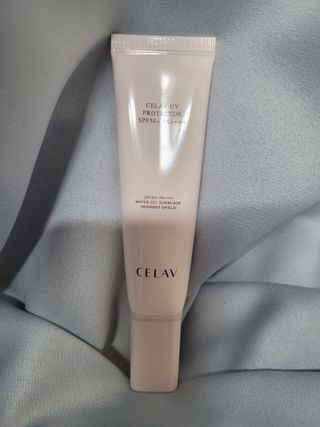 프리마인 선크림만 바꿨을 뿐인데 매일 물 2L챙겨먹고 기초케어 완벽하게 한 물빛피부 완성,셀라브UV프로텍터 — 4점을 준 리뷰어가 2023년 7월 올린 사용 사진