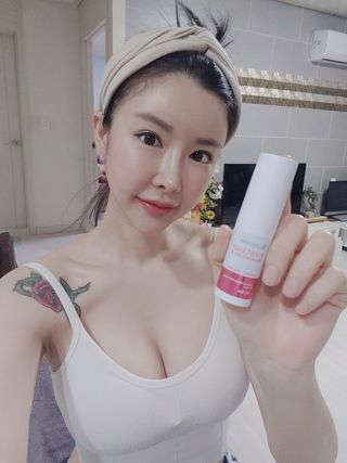 리더스코스메틱 리더스 퍼스트 샷 에센스 스틱 2종 — 5점을 준 리뷰어가 2022년 4월 올린 사용 사진