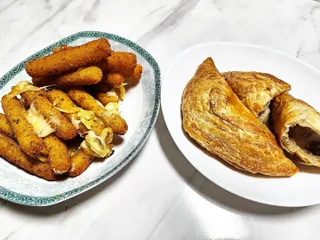 디케이식품(주) 고르곤졸라&모짜렐라 치즈스틱 400g — 4점을 준 리뷰어가 2023년 3월 올린 사용 사진