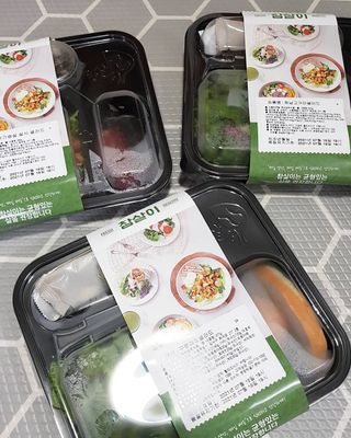 참살이도시락 작심삼일 샐러드도시락 3개 맛보기 새벽배송 또는 택배배송 — 4점을 준 리뷰어가 2021년 7월 올린 사용 사진