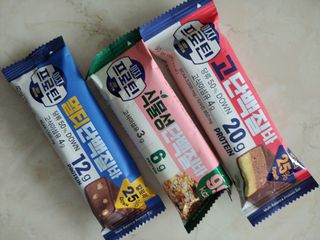 이지프로틴바 3종x각 2ea (고단백질바, 멀티단백질바, 식물성단백질바) — 5점을 준 리뷰어가 2024년 3월 올린 사용 사진