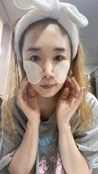 [포잇] 카카두허니씨 미백 톤업패드 190ml 60매 *1개 — 4.5점을 준 리뷰어가 2023년 1월 올린 사용 사진