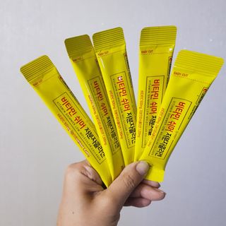 자연에온 경남제약 비타민 쉬머 저분자콜라겐 20g x 30포 — 5점을 준 리뷰어가 2021년 12월 올린 사용 사진