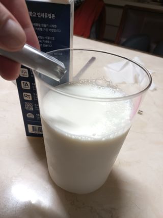 하나마이 [BEST 판매율 1위] 카스피해 유산균 종균_발효기가 필요없이 간편하게 만들어 먹는 요거트 생유산균 — 4.5점을 준 리뷰어가 2023년 3월 올린 사용 사진