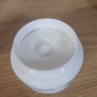 버텍스넘버원 버텍스 넘버원 햄프씨드오일 핸드밤, 바디크림 — 5점을 준 리뷰어가 2022년 3월 올린 사용 사진