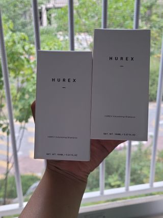[HUREX] 휴렉스 볼류마이징 탈모완화 기능성 샴푸 150ml x 2개 — 5점을 준 리뷰어가 2021년 9월 올린 사용 사진