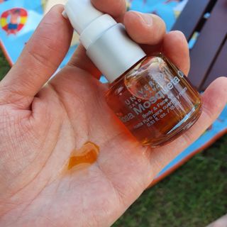 유니베르소 로즈힙 오일 15ml — 5점을 준 리뷰어가 2021년 6월 올린 사용 사진