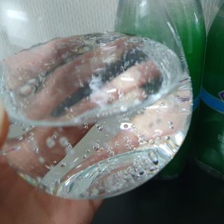 몽베스트 Montbest with Sparkling water Plain 20병 — 5점을 준 리뷰어가 2022년 12월 올린 사용 사진