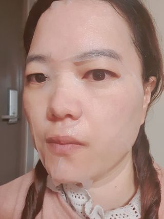 Dr.느루벗 느루벗 EGF FGF 스킨 리커버리 마스크 10장 — 5점을 준 리뷰어가 2021년 3월 올린 사용 사진