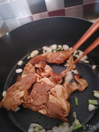 [앤더미트] 더 불맛 북성로 연탄불고기 반반 세트(간장맛 150g,매콤한 맛 150g) — 5점을 준 리뷰어가 2022년 4월 올린 사용 사진
