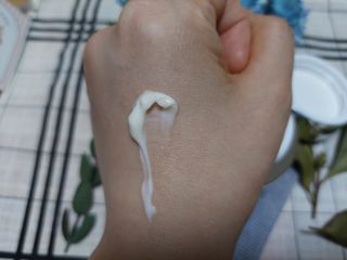 소담스퀘어 상암 라디셀 인텐시브 큐어 크림 50ml — 5점을 준 리뷰어가 2022년 11월 올린 사용 사진