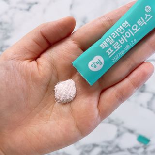 앙팡 패밀리면역 프로바이오틱스 2g x 100포 — 5점을 준 리뷰어가 2022년 10월 올린 사용 사진