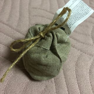 AYU25[아유트웬티파이브]다마스크로즈워터 베이스 천연 수분 촉촉 크림 — 4점을 준 리뷰어가 2021년 4월 올린 사용 사진
