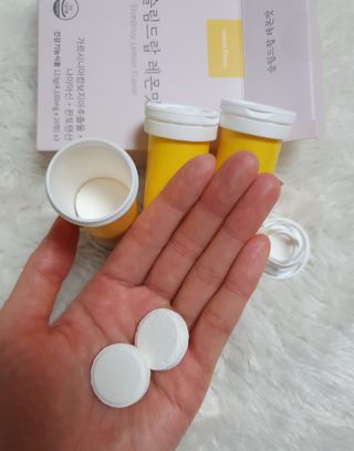 [슬림드랍] 건기식 다이어트 보조제 겸 비타민 — 5점을 준 리뷰어가 2021년 12월 올린 사용 사진
