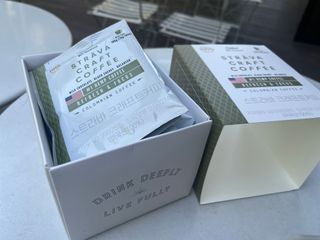 스트라바 햄프커피 드립백 카페인 — 5점을 준 리뷰어가 2023년 5월 올린 사용 사진