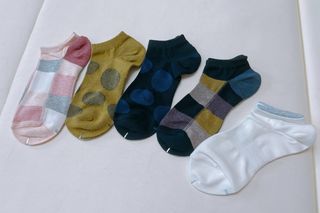 [사이즈가 있는 양말 필로이] 여자 스니커즈 발목 양말 5족 세트【 S, M, L, 】3가지 사이즈 — 4점을 준 리뷰어가 2022년 7월 올린 사용 사진