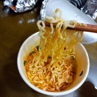 NISSIN 닛신 컵누들  4종 - 씨푸드오리지날, 씨푸드 스파이시, 씨푸드 커리, 씨푸드 XO소스 — 5점을 준 리뷰어가 2022년 4월 올린 사용 사진
