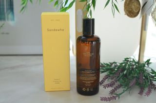 스킨큐어 산다화 비타민c 화이트닝 토너 150ml — 5점을 준 리뷰어가 2021년 12월 올린 사용 사진