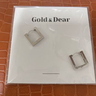 [골드앤디어] 14K 사각 네모 원터치 귀걸이_3color — 5점을 준 리뷰어가 2021년 6월 올린 사용 사진