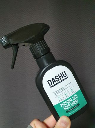 다슈코리아 다슈 솔루션 퍼퓸 데오 바디스프레이 프레쉬 그린 200ml — 5점을 준 리뷰어가 2021년 5월 올린 사용 사진